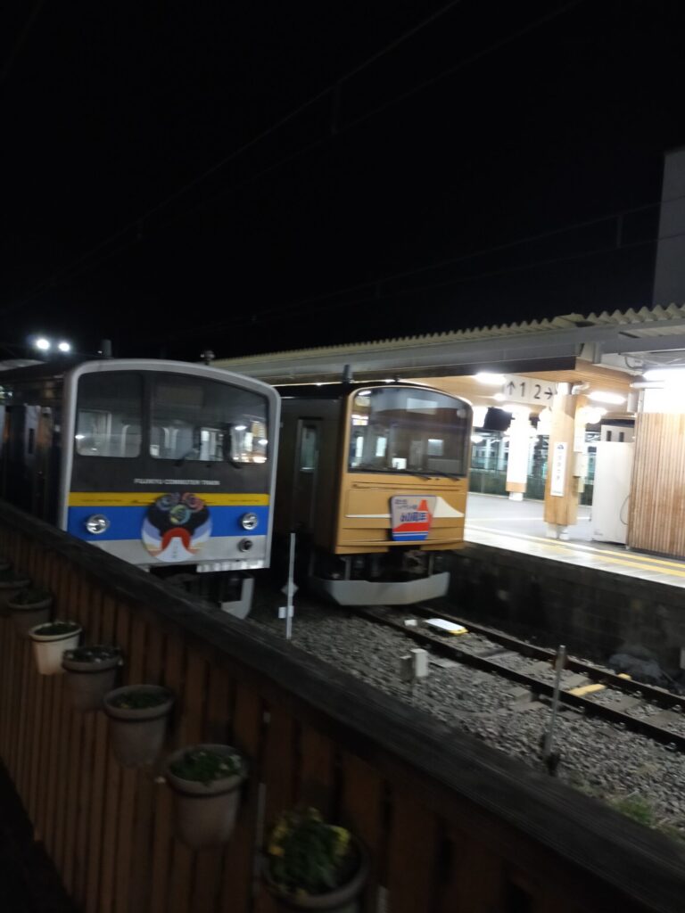 大月駅の富士急行線