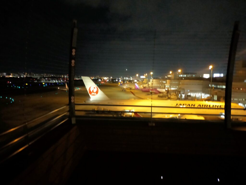 夜の福岡空港