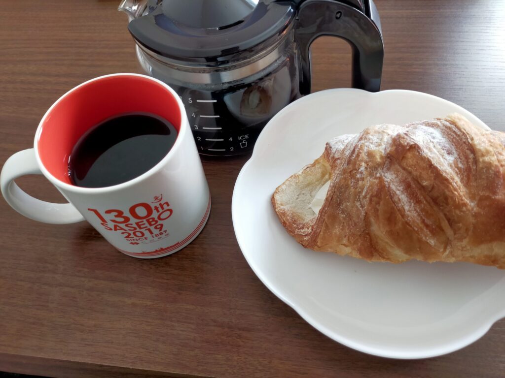 ランテパオ・ピーベリーとダブルホイップクロワッサン