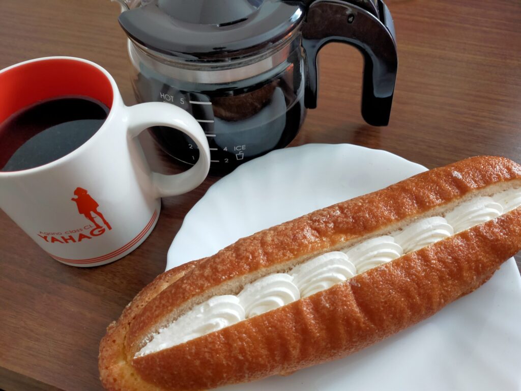 ベンタ・ブラックコーヒーと牛乳ロングホイップ