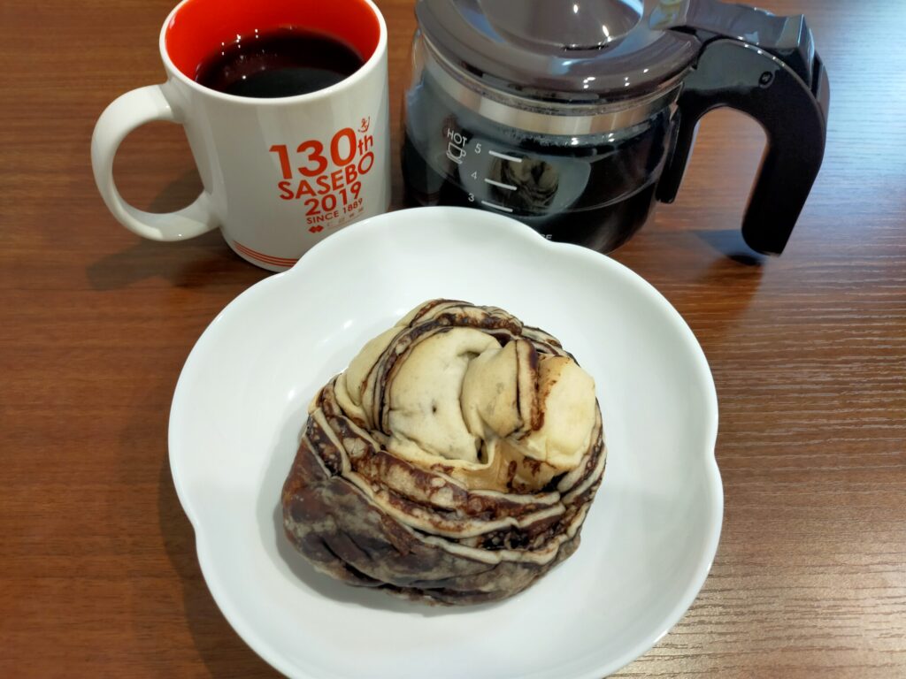 ランテパオ・ピーベリーともっちチョコパン