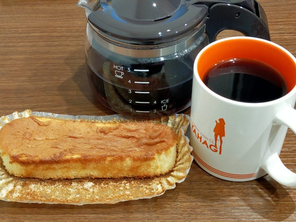 カリビアンクイーンコーヒーとバターケーキ