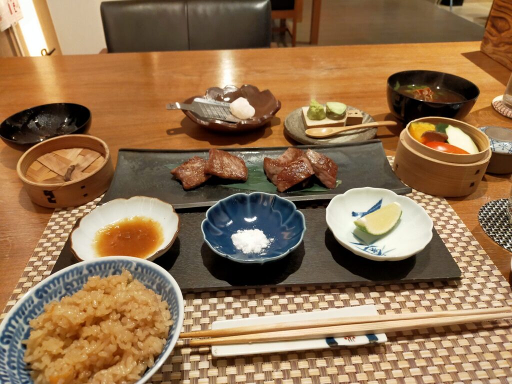 月洸樹の料理