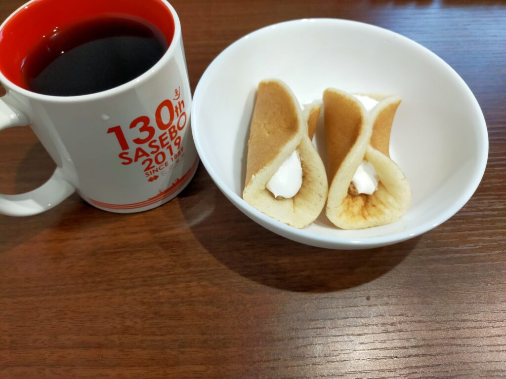 コーヒーとオムレット