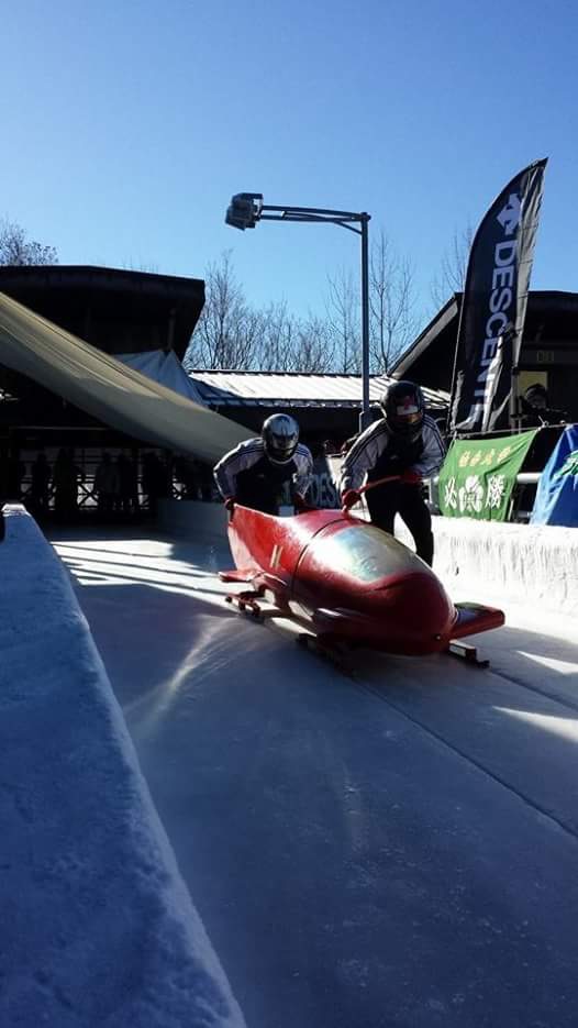 ボブスレー滑走の写真