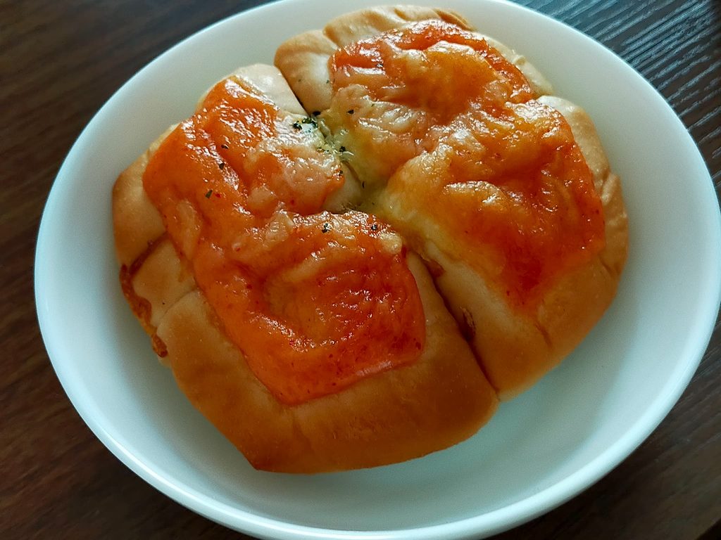 ローソンの明太もちチーズパン